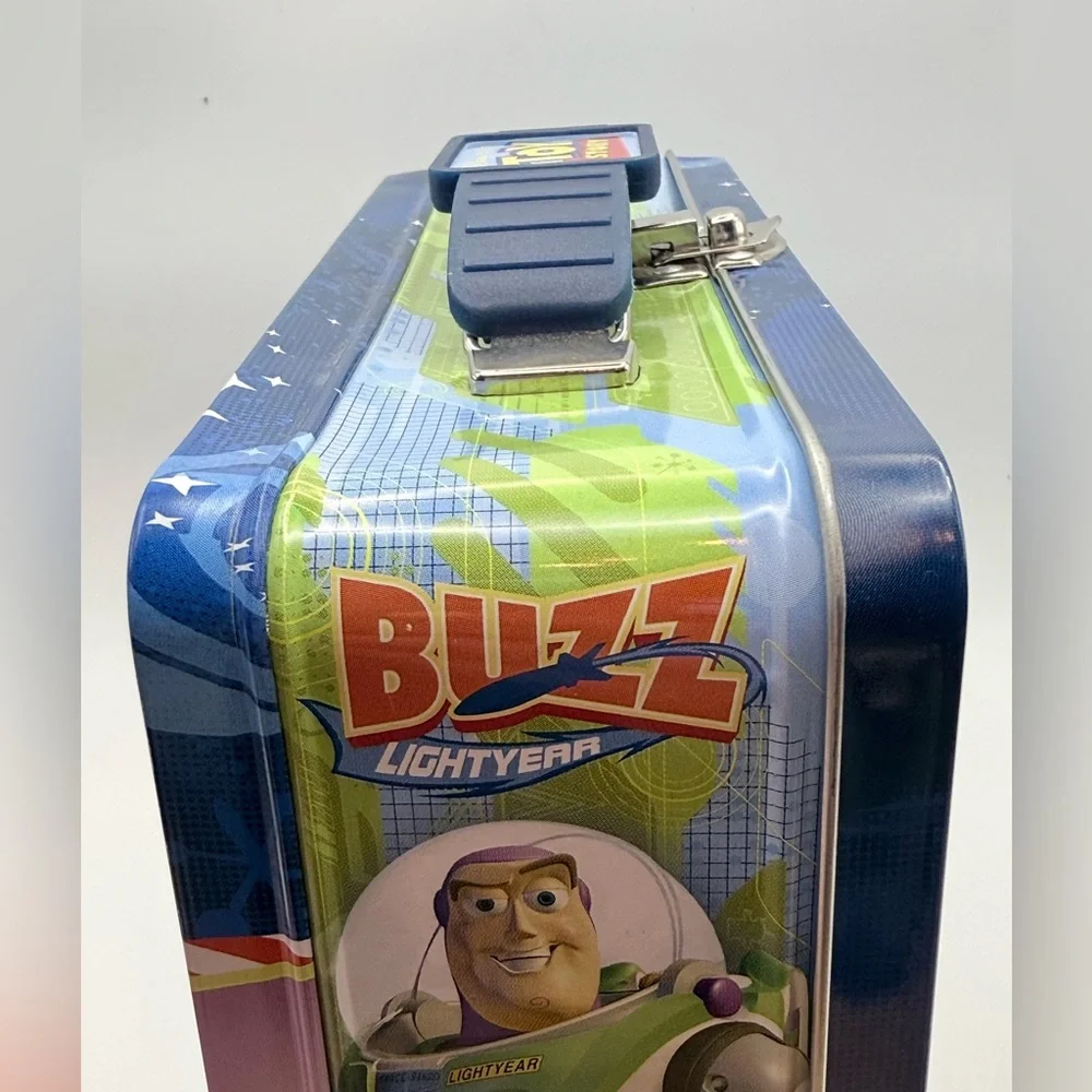Toy Story Buzz Lightyear metal tin lunch box Disney Pixar vintage nostalgia